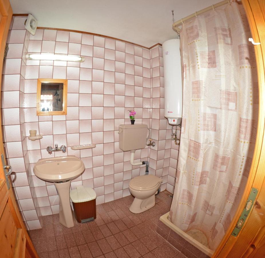 Palyongov Guest House Czepełare Zewnętrze zdjęcie